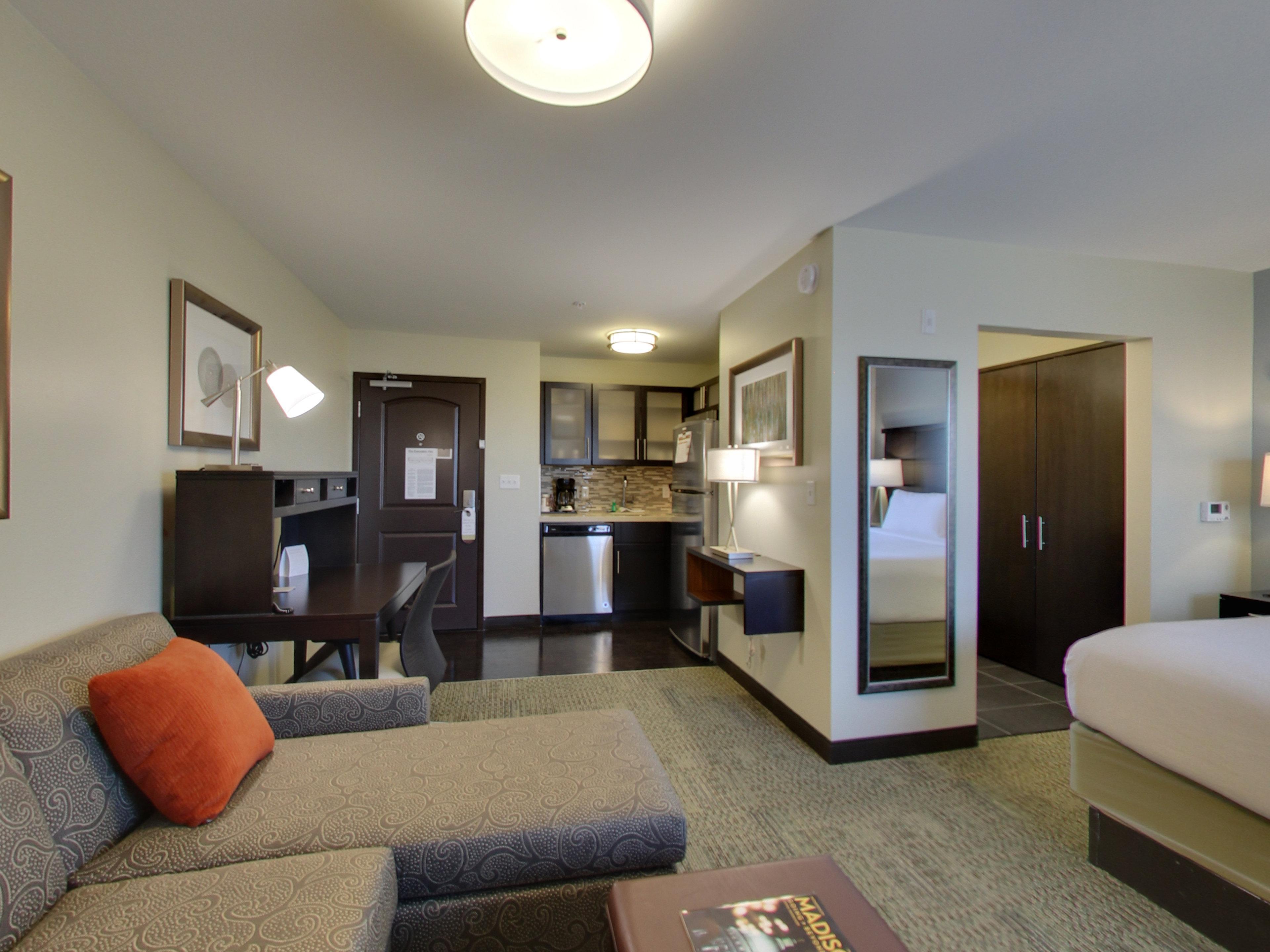 Staybridge Suites - Madison - Fitchburg Exterior photo