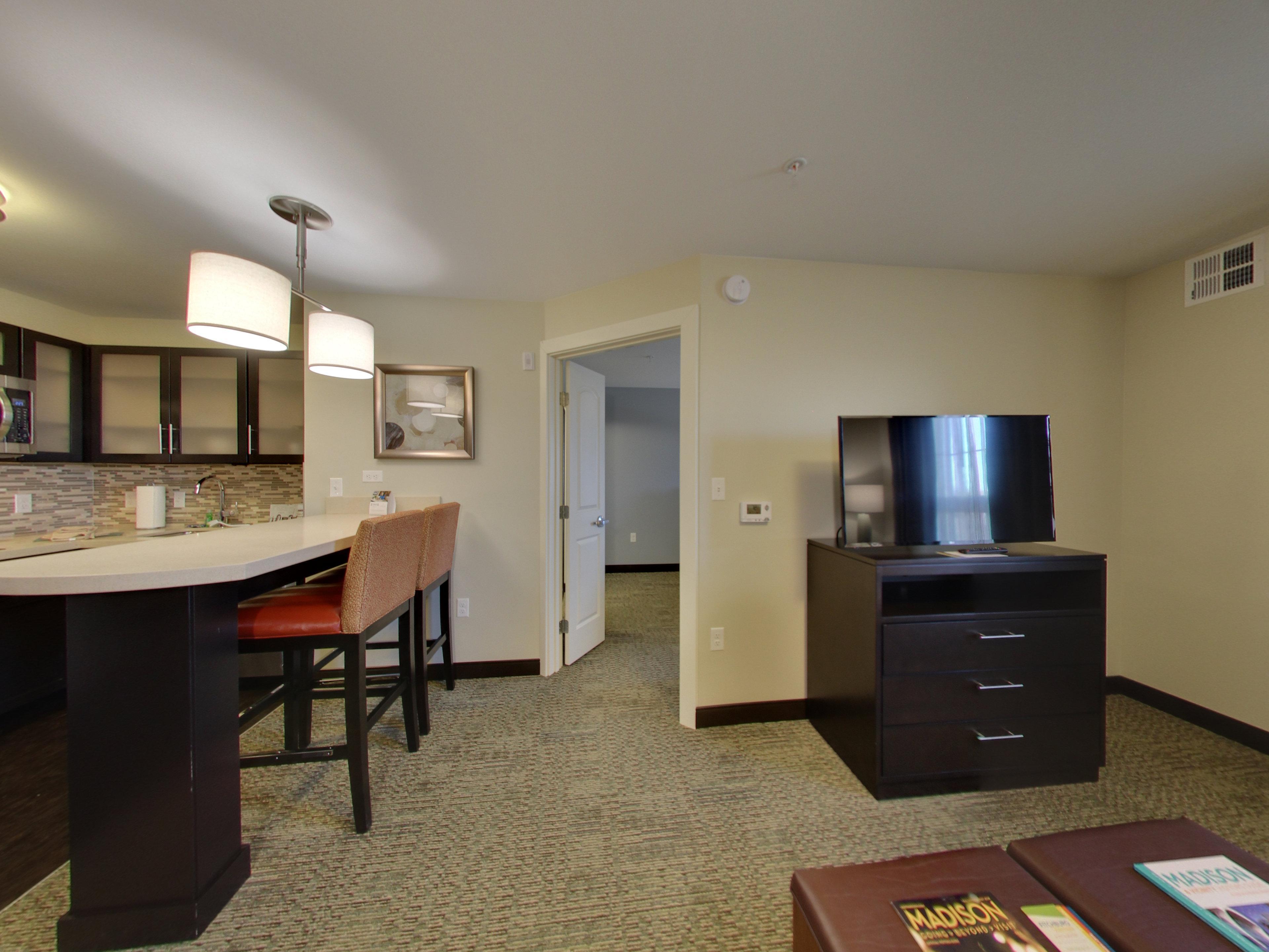 Staybridge Suites - Madison - Fitchburg Exterior photo